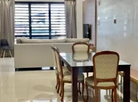 Cozy Double-storey House 4R4BR