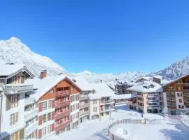 Arc 1950, Appartement 2 chambres 6 pers, Vue MontBlanc, Sauna, Hammam, Jacuzzi, Piscine intérieure et extérieure