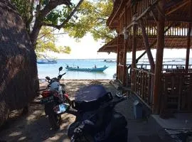 Sunset Cabanas Stay Beachfront & Snorkel