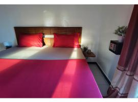 La MAISON BLANCHE - Ch4A - CENTRAL - CALME - WIFI - White Butterfly Hotels, hotel v destinaci Dakar