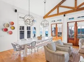 Luxurious Four Bedroom Beach Home with Gulf Views