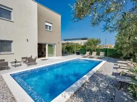 Gorgeous Home In Vodnjan With Sauna