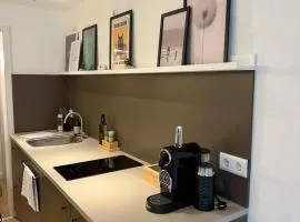 Zentrales Studio-Appartment mit Terrasse