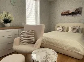 Rami studio apartment
