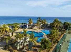 Ocean view apartment near the airport