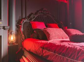 Elisabeta Suite - Eternal Romance with Balneo XL, hotel em Chamalières