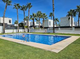 Casa Veran at La Finca Golf, hotel in Algorfa
