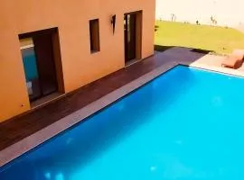 Villa de la famille, with Private pool