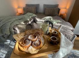 SURF HOUSE DREAMERS COAST