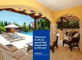 Luxury Villa AJ05 with private heated pool