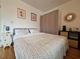 Studio Europarc Créteil - 2mn Métro 8 - Paris，位于克雷泰伊的酒店