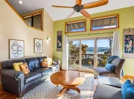 Large Lk Washington View Family Home