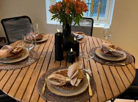 A Place To Stay Stavanger, apartment 5 - free parking-, ξενοδοχείο με γκολφ σε Σταβάνγκερ
