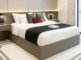 شقه عائلية VIP موقع مميز عند الكورنيش والجامعة - 3 غرف نوم وغرفة عاملة -The charming Place2