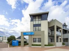 Mantra Geraldton