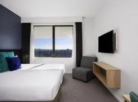 Mantra MacArthur Hotel