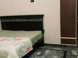 Ahil house