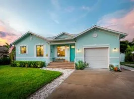 Cozy Coastal Cottage at Naples Bay, Pickleball, Botanical Garden