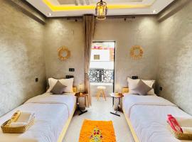 Tadinga Surf House, hostel in Imsouane