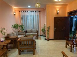 Grand Villa - Gonapinuwala,Hikkaduwa, hotel in Gonapinuwala West