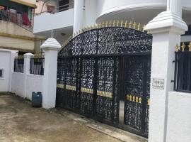 4 Bedroom Luxury House in Patantulla Sylhet, hotel in Sylhet