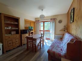 Les Arolles, ξενοδοχείο σε La Norma