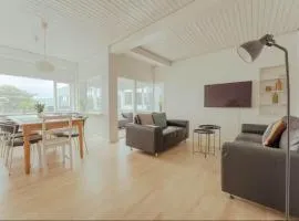 3BR Spacious Apartment in City Center