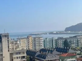 Laredo Playa, apartamento con terraza y vistas al mar