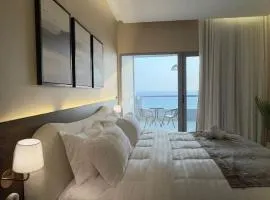 Luxury apartment with full sea view