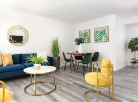 Luxury 2BR Apartment Great Area with Parking
