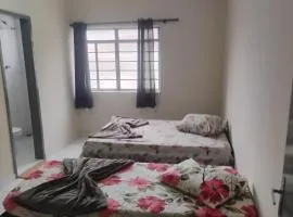 Apartamento confortável ao lado da Basílica