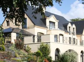 Le Domaine Des Chevaliers De Malte, hotel di Villedieu-les-Poëles