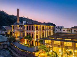 The Woven Inn, hotel a Shunde