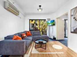 Oversized East Perth 2br Pool Gym Parking