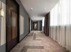 Jinjiang Metropolo Haikou East High Speed Railway Station Normal University