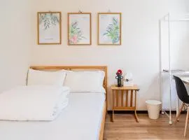 E JOY INN-Okubo branch