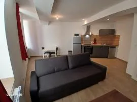 Beau studio au centre du vieux Nyons en Drôme Provençale