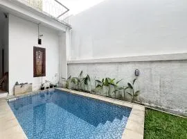 Kanha Homestay near Pantai Pandawa RedPartner
