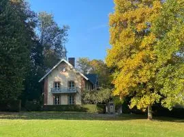 La Maison du Cavalier, Chateau de lAvenue