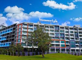 The Par Phuket Hotel, hotel em Ban Thung Thong