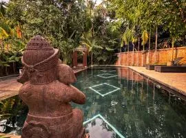 Tropical Garden House