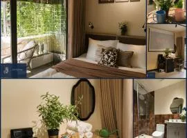 Spacious&Warmly Apartment -Free for Laudry, GymRoom, CoffeBar -Desk for working- In Hanoi Old Quater
