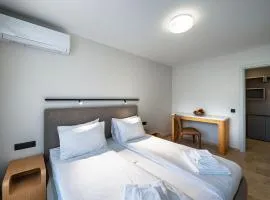 Nik Palas Luxury Residence