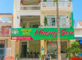 Kh&aacute;ch sạn Hương Sen Sa Đ&eacute;c, acomoda&ccedil;&atilde;o em Sa &ETH;&eacute;c