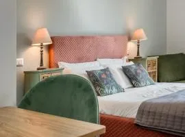 Amor Rome Apartments - 6 posti letto e 2 bagni a 4 fermate dal COLOSSEO