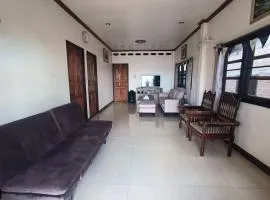 Bp HOUSE