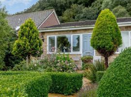 1 Bed in Charmouth 57185, hotel v destinaci Charmouth