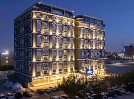 Sumou Al Khobar Corniche