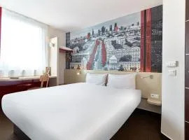B&B Hotel Warszawa-Okęcie