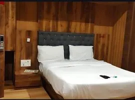 Glitz Hotels New Pacific - Nr International Airport Mumbai